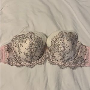 Victoria secret bra 34DDD